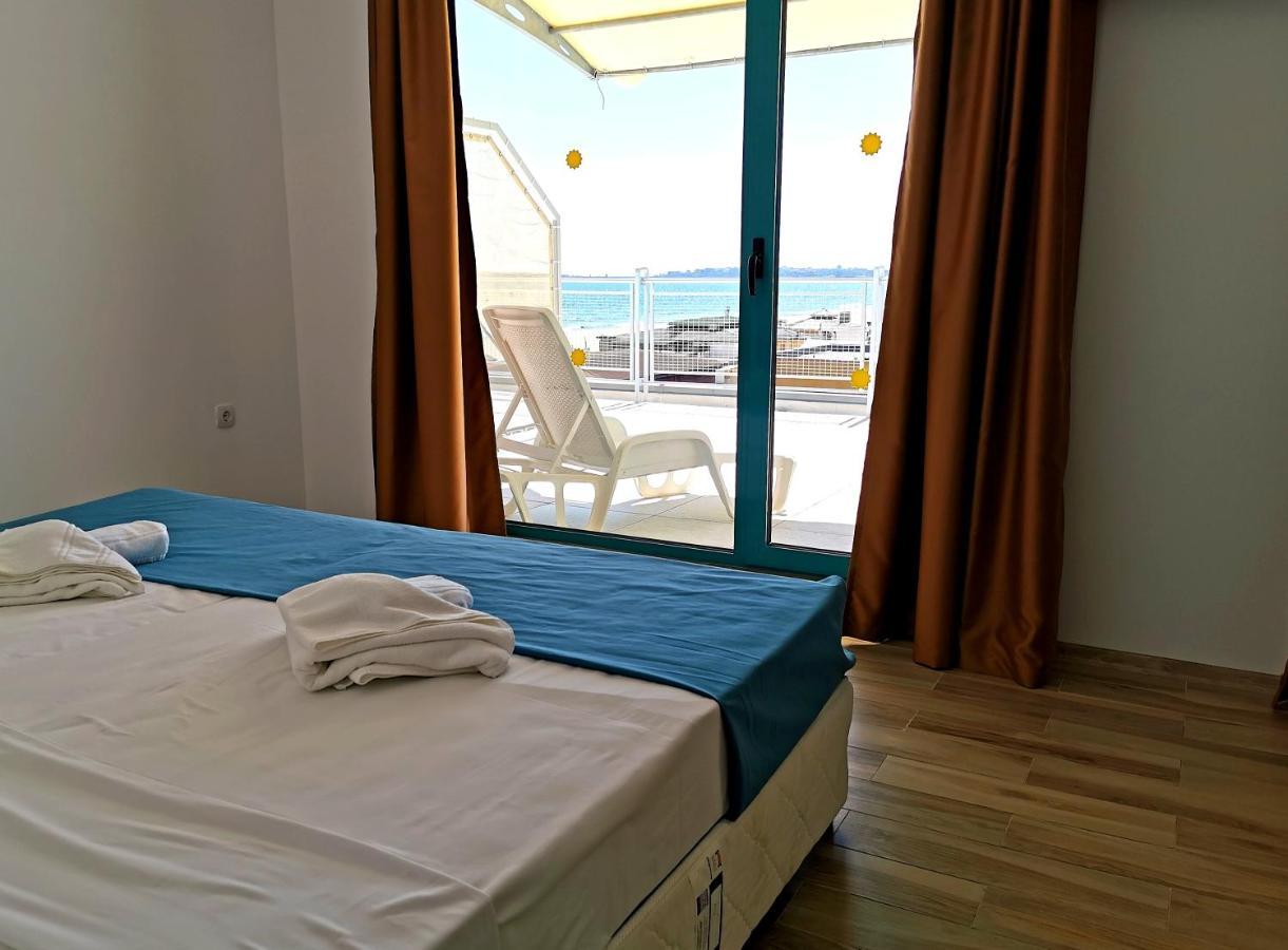 Hotel Largo Beach ซันนีบีช ภายนอก รูปภาพ