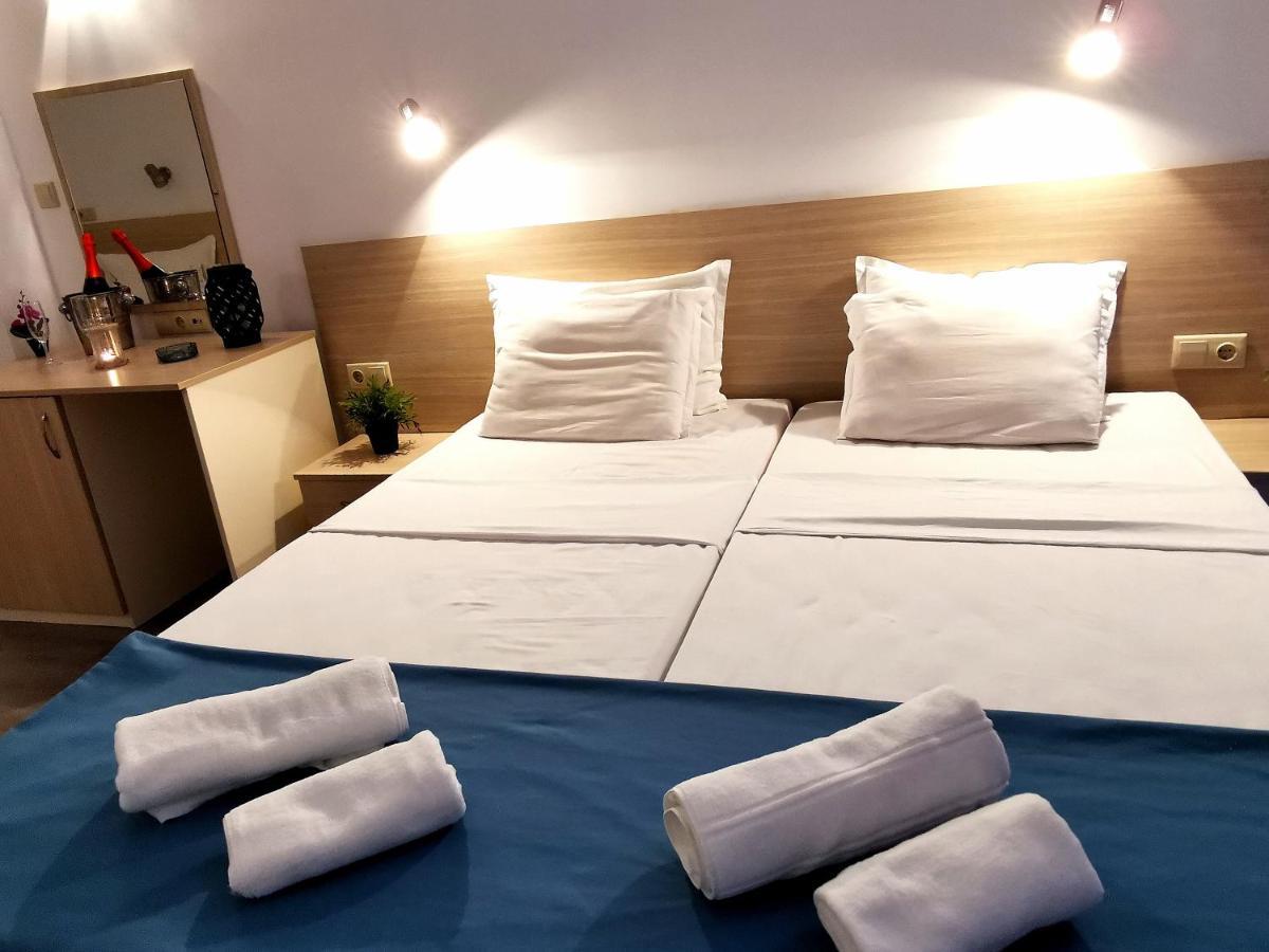 Hotel Largo Beach ซันนีบีช ภายนอก รูปภาพ