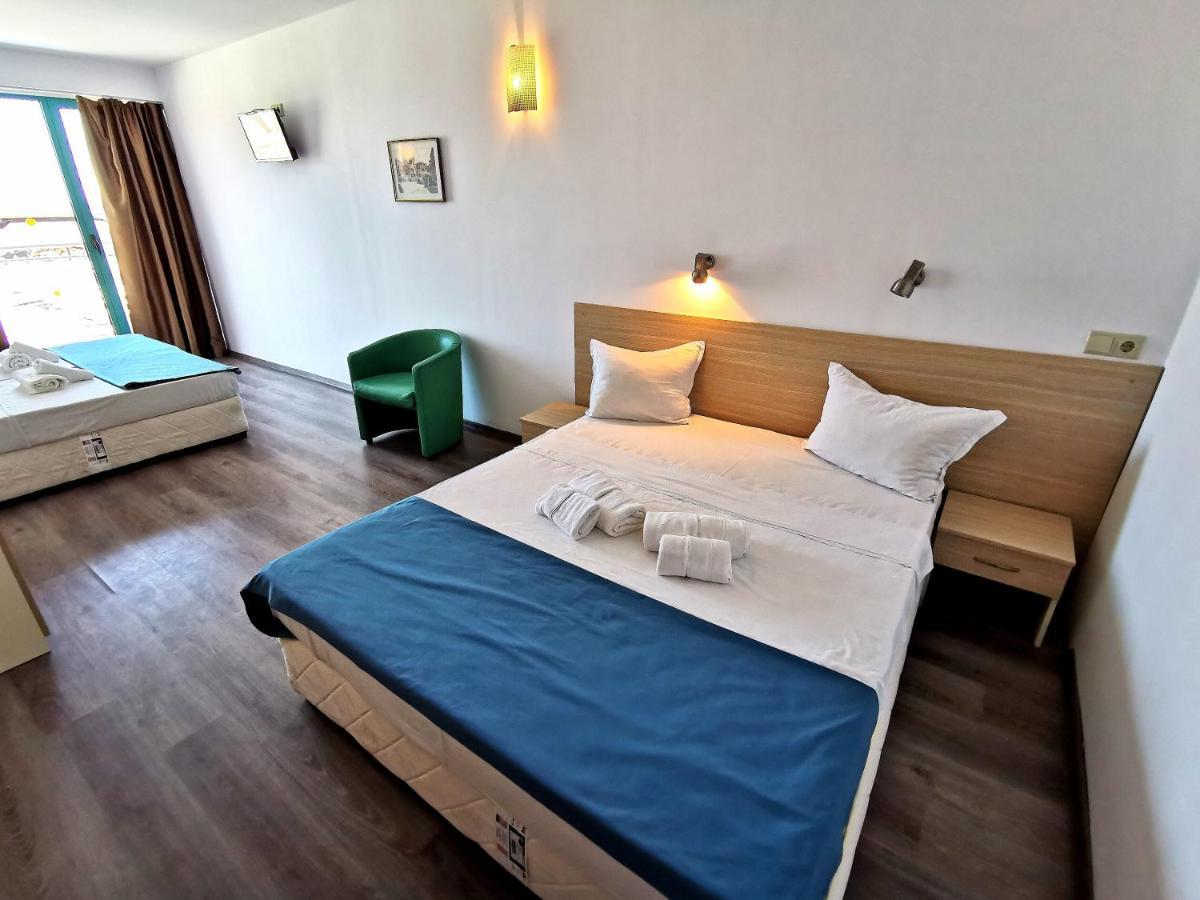 Hotel Largo Beach ซันนีบีช ภายนอก รูปภาพ