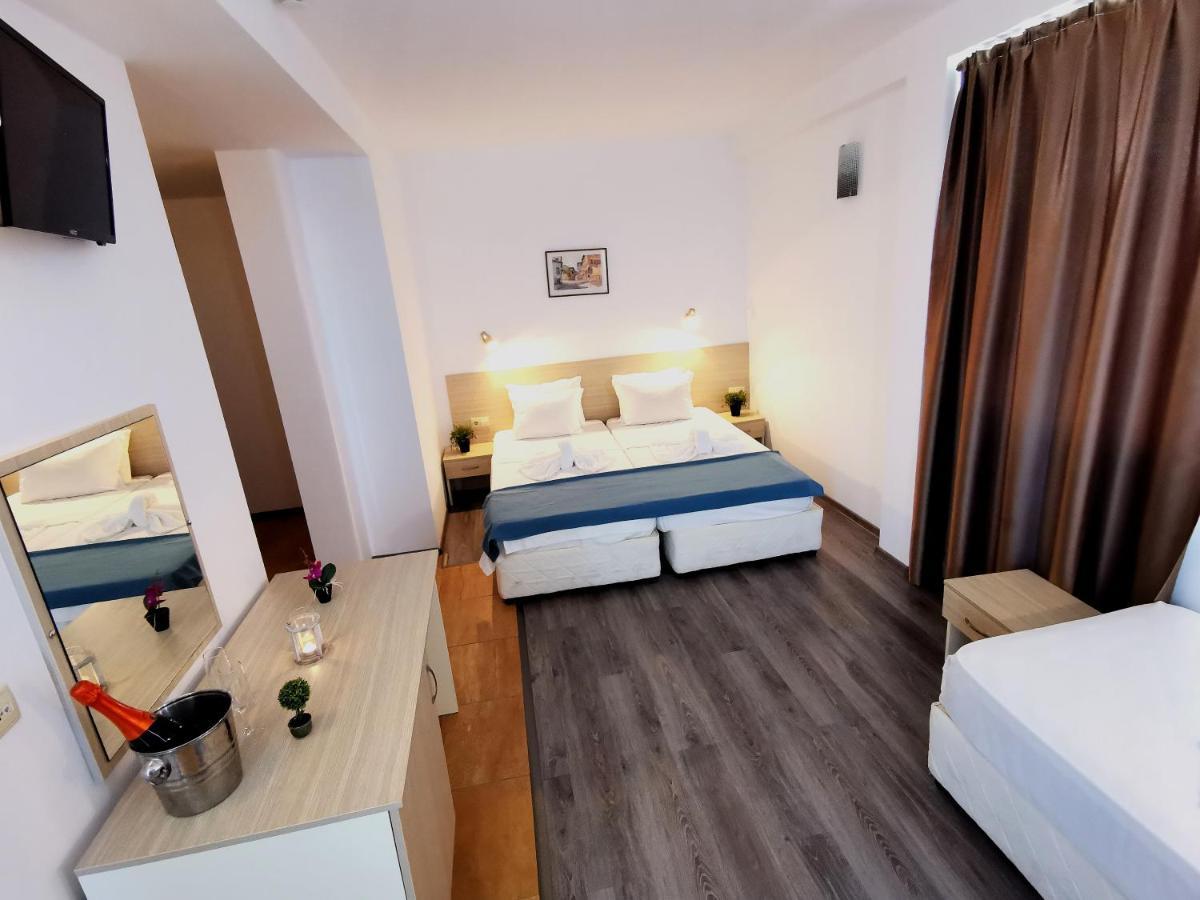 Hotel Largo Beach ซันนีบีช ภายนอก รูปภาพ