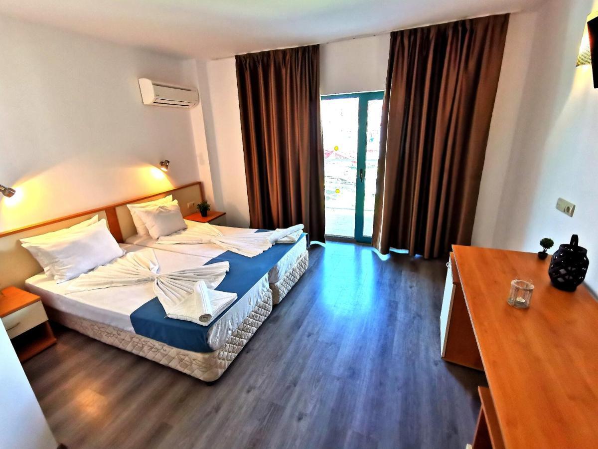 Hotel Largo Beach ซันนีบีช ภายนอก รูปภาพ
