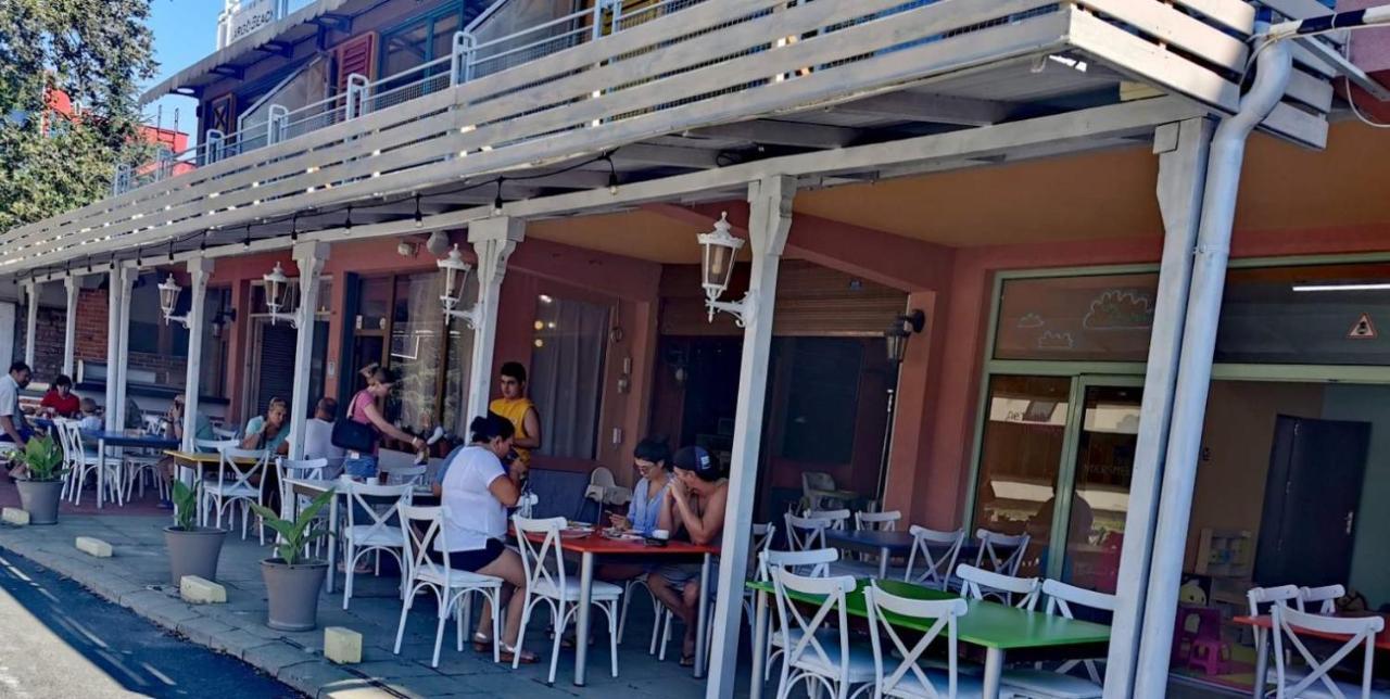 Hotel Largo Beach ซันนีบีช ภายนอก รูปภาพ