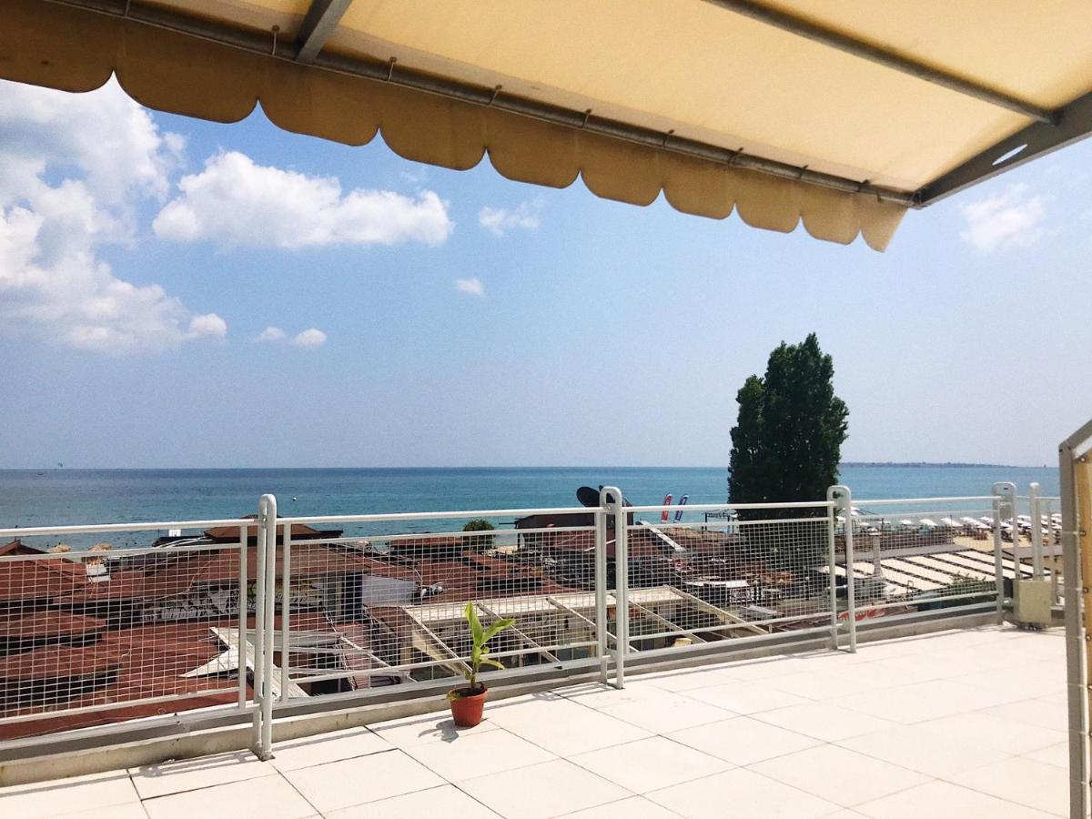 Hotel Largo Beach ซันนีบีช ภายนอก รูปภาพ