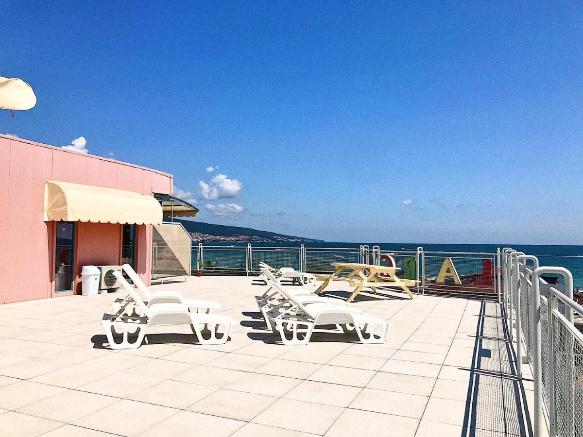 Hotel Largo Beach ซันนีบีช ภายนอก รูปภาพ